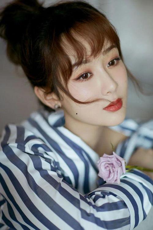 娱乐八卦爆料吃瓜杨紫,吃瓜群众热议新动态